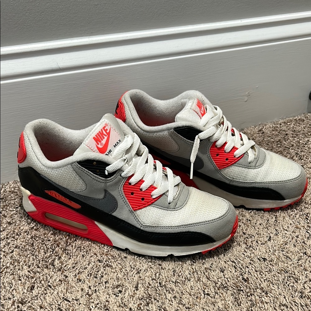 Nike Air Max Sneakers Red and Black
